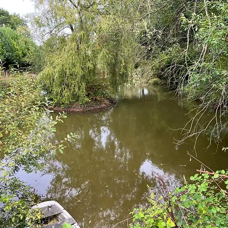Lägenhet Au Bord De La Mare Saint-Romain-de-Colbosc