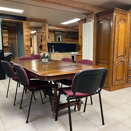 Au Bord De La Mare *