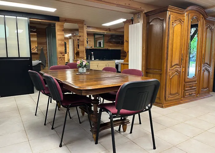 Au Bord De La Mare *