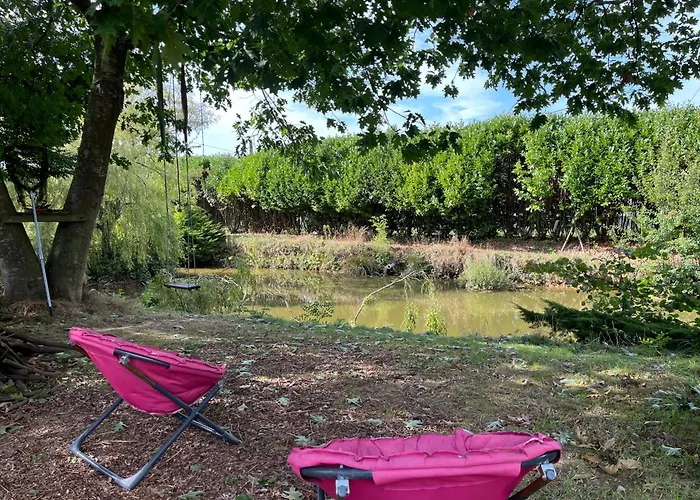 Au Bord De La Mare Apartment