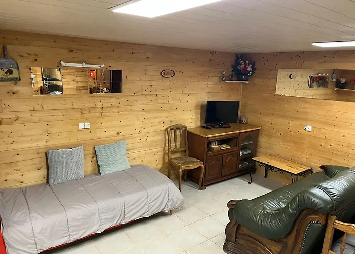 Apartment Au Bord De La Mare