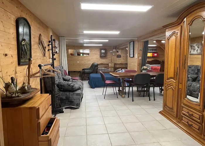 Au Bord De La Mare Apartment